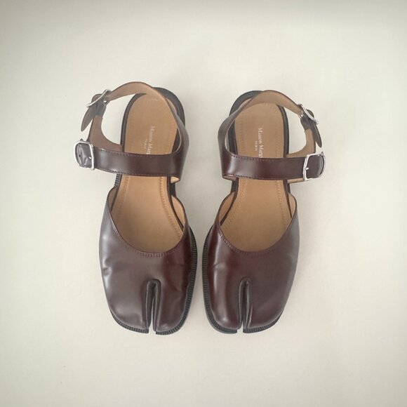 Maison Margiela Tabi Mary Jane Sandals – Burgundy Leather / Iconic Tabi Toe - Picture 2 of 7